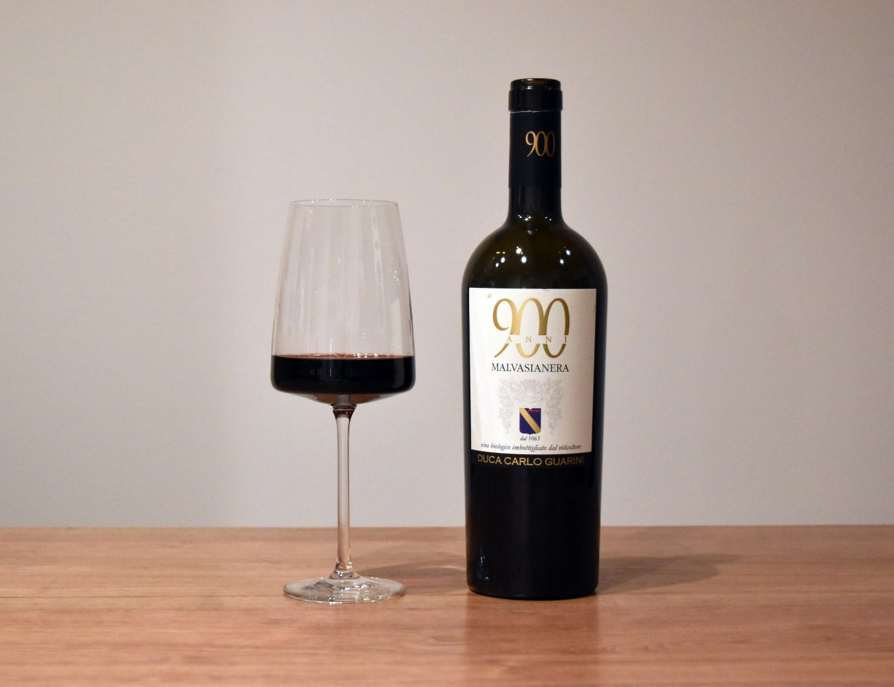 900 Malvasianera(900 マルヴァジーア・ネーラ) マルヴァジーア・ネーラ 100% 赤ワイン
