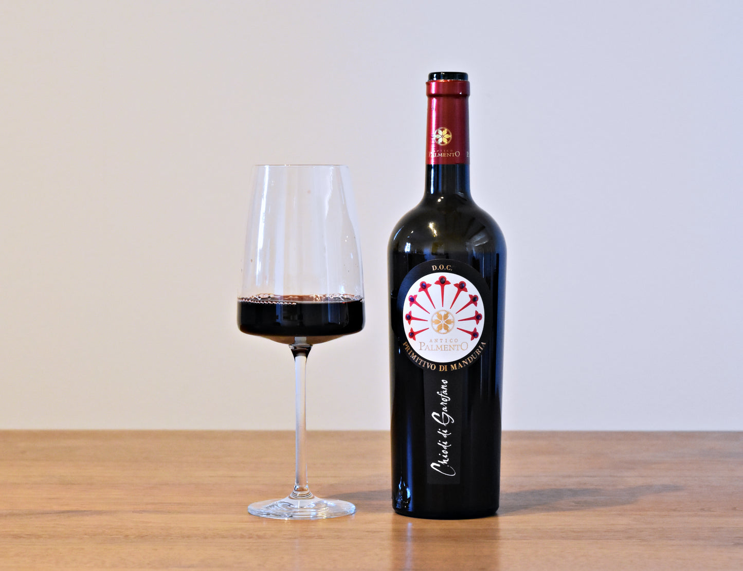 Chiodi di Garofano（キオーディ・ディ・ガロファノ）プリミティーヴォ100％　赤ワイン
