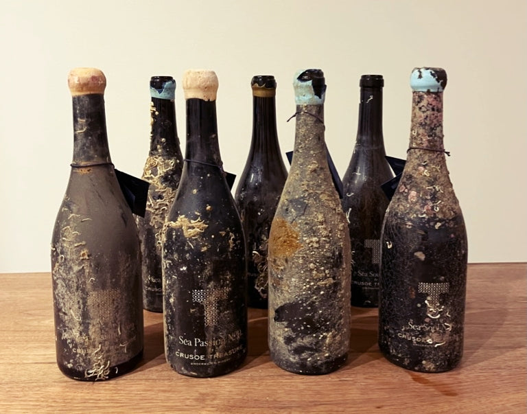 秋の夜長に楽しむ贅沢な海底熟成ワインの味わい