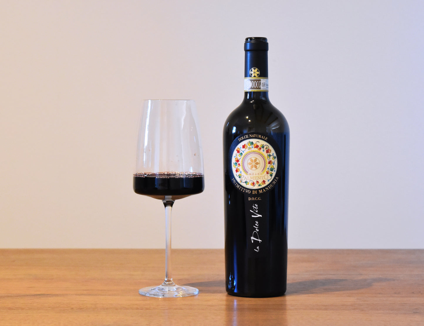 La Dolce Vite（ラ・ドルチェ・ヴィーテ）プリミティーヴォ100％　甘口赤ワイン